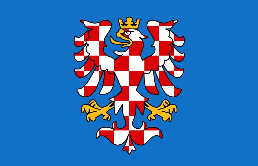 Původní modrá vlajka pochází od Přemysla Otakara II. ze 13. století.